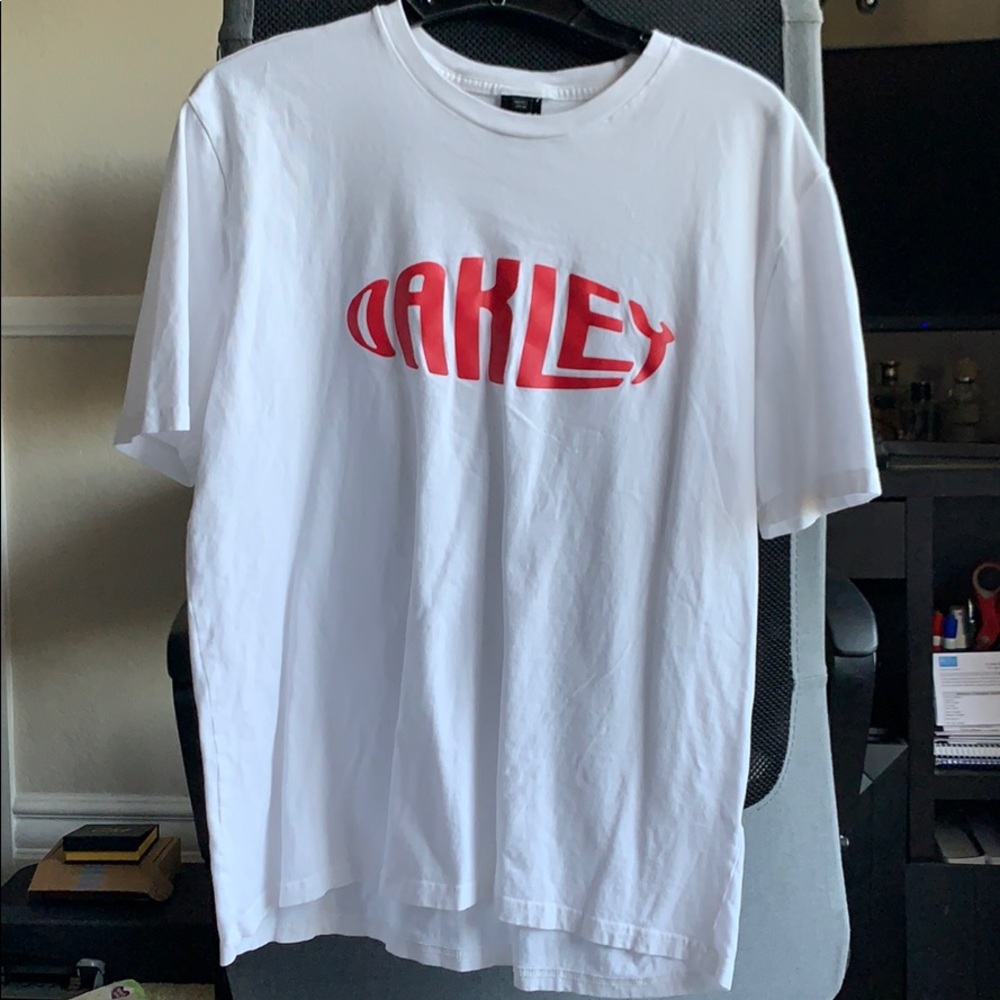 OAKLEY TEE SIZE L